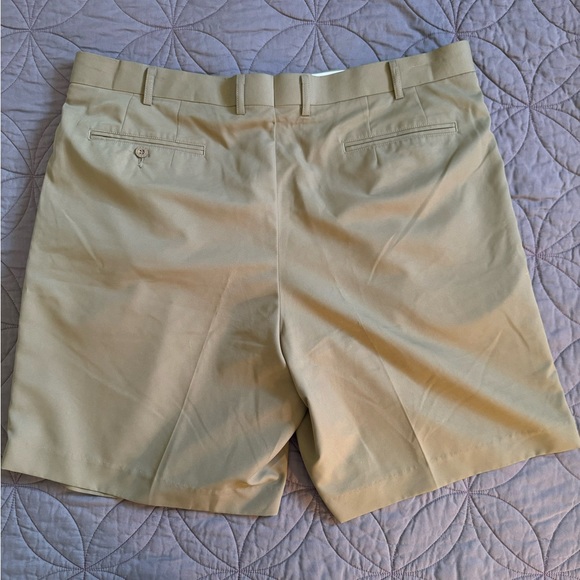 Men’s Boast USA Khaki Shorts - Picture 4 of 4